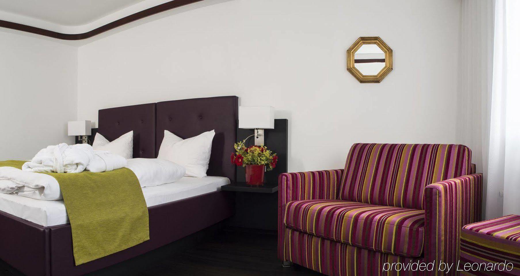 Hotel Gloria Superior Stuttgart Ngoại thất bức ảnh