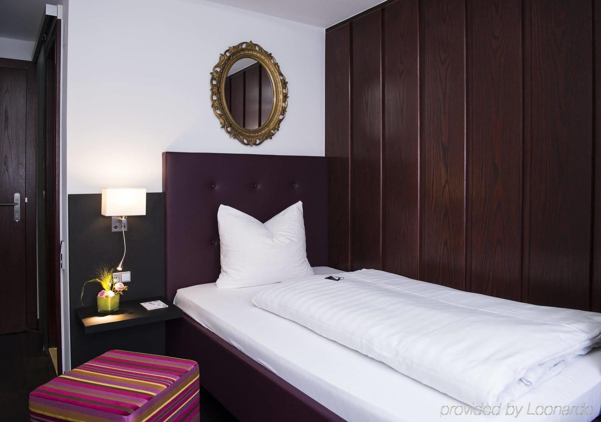Hotel Gloria Superior Stuttgart Ngoại thất bức ảnh