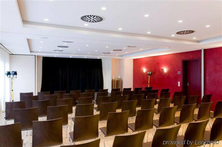 Hotel Gloria Superior Stuttgart Ngoại thất bức ảnh