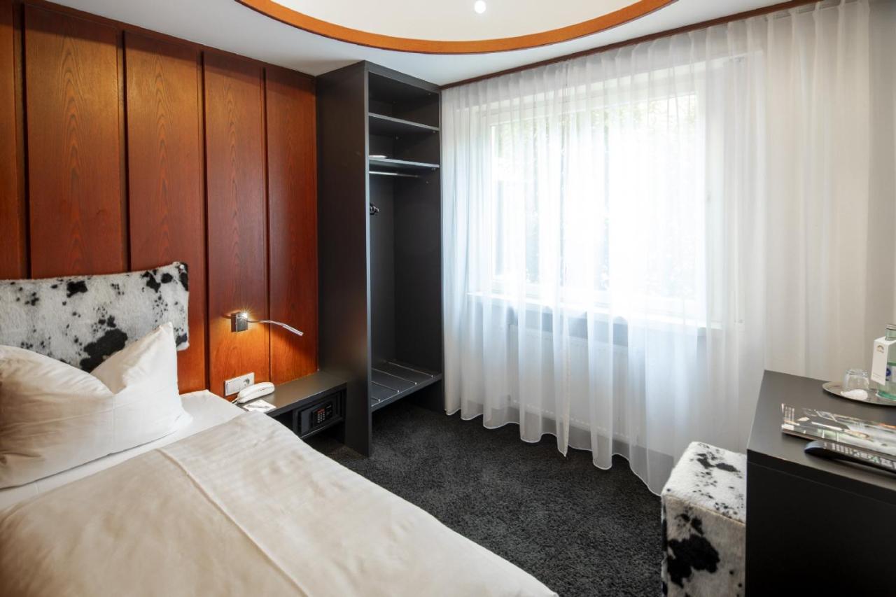 Hotel Gloria Superior Stuttgart Ngoại thất bức ảnh
