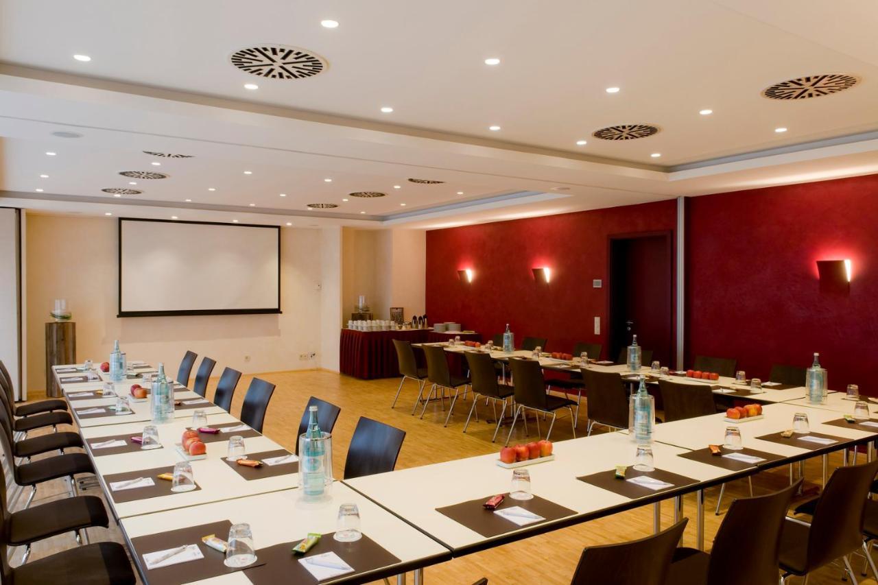 Hotel Gloria Superior Stuttgart Ngoại thất bức ảnh